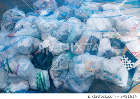 垃圾場 垃圾場 9451634