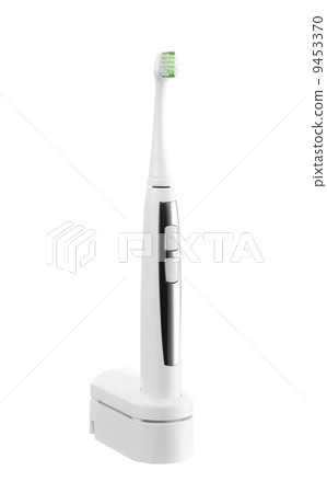 Electric toothbrush isolated on white background 9453370