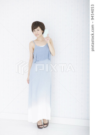 年輕的女士 9454053