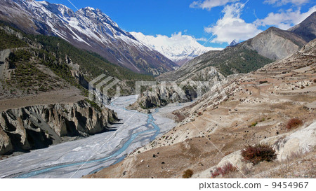 堆 許多 山峰 9454967