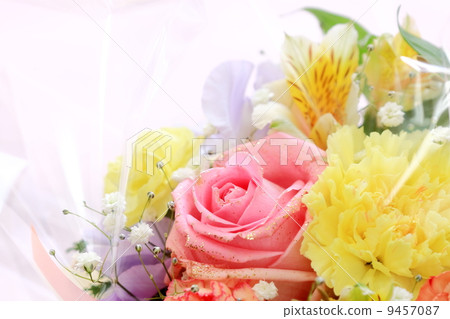 flower arrangement  9457087