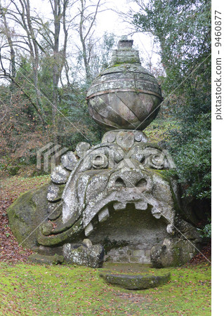 Bomarzzo怪物公園Proteus Graucos Bomarzzo怪物公園Proteus Graucos 9460877