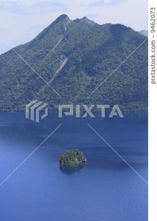 Lake Mashuu (Kamui Island and Misamu Mt) 9462073