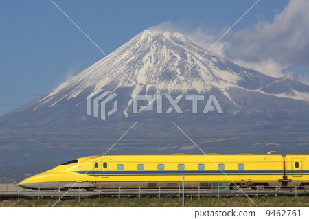 Doctor Yellow and Mount Fuji 9462761