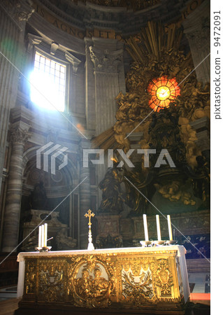 Cross the St. Peter's Basilica Vatican St. Peter Basilica 9472091