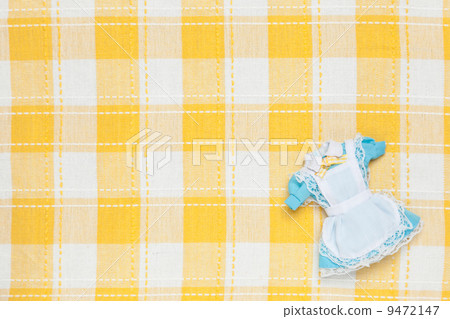 Miniature Maid Clothes 9472147