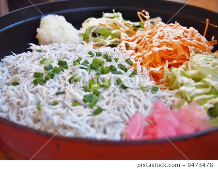 Pot-fried shiitake on rice 9473478