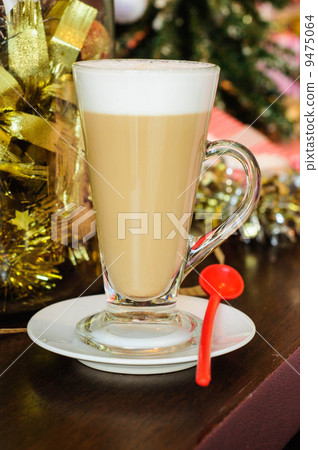 Coffee latte 9475064
