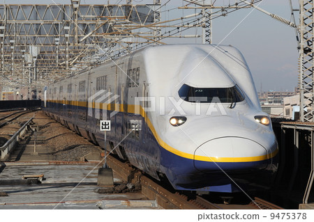 E4系列MaX Shinkansen 9475378