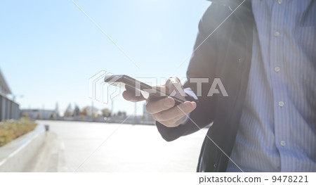 Men with smartphones 9478221