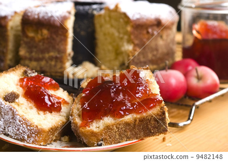 Traditional Polish Cake with apple marmelade 9482148