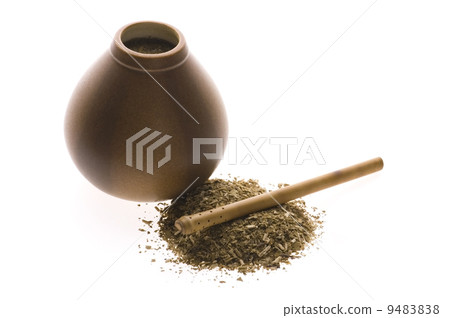 argentinian calabash with yerba mate isolated on white backgroun argentinian calabash with yerba mate isolated on white backgroun 9483838