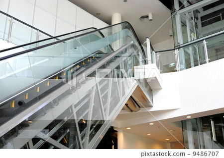 escalator escalator 9486707