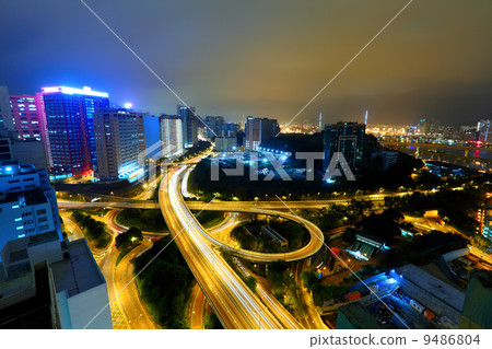 highway in city at night 9486804