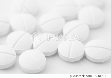 White medicine 9487110