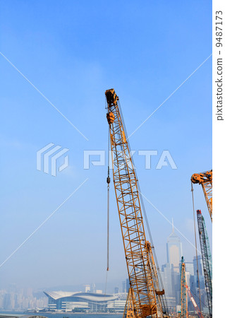 9487173