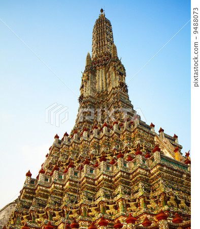Wat Arun in Bangkok 9488073