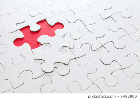 Missing piece in red color 9488900