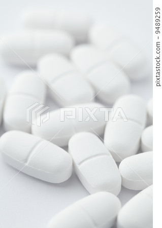 White pill White pill 9489259