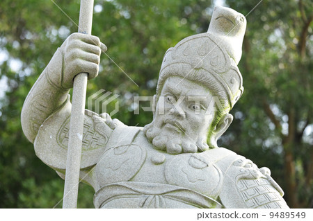 statue in chinese temple 9489549