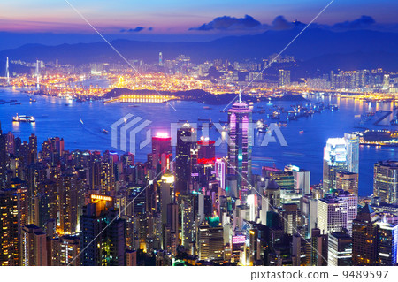 Hong Kong skyline from the peak 9489597