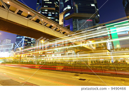 traffic in city at night 9490466