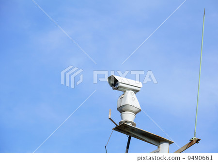 Outdoor surveillance camera Outdoor surveillance camera 9490661