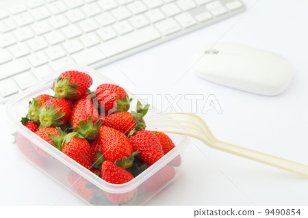 Healthy lunch box in working desk Healthy lunch box in working desk 9490854