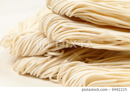 Chinese white noodle Chinese white noodle 9492225