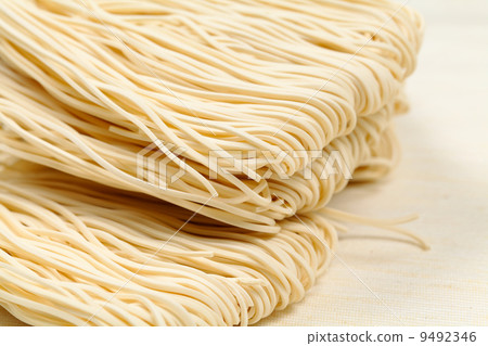 Chinese white noodle Chinese white noodle 9492346