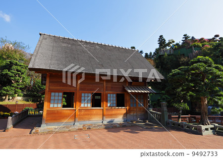 wooden hut with tree and blue sky wooden hut with tree and blue sky 9492733