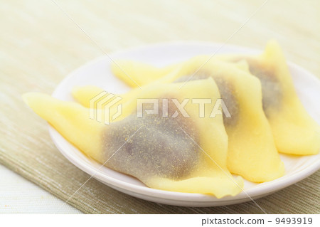 Japanese traditional snack 9493919