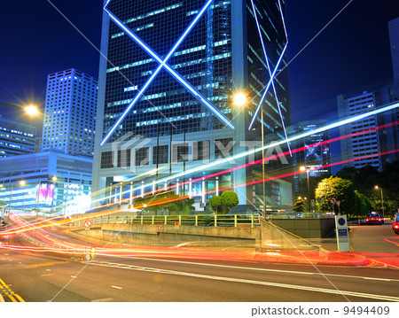 traffic light through city 9494409