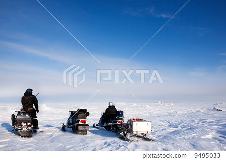 Svalbard Adventure 9495033