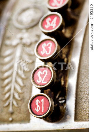 One Dollar Button 9495320