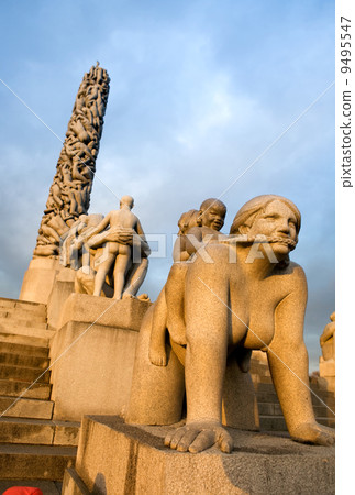 Vigeland Park - Oslo Norway Vigeland Park - Oslo Norway 9495547