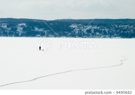 Ice Fishing 9495682