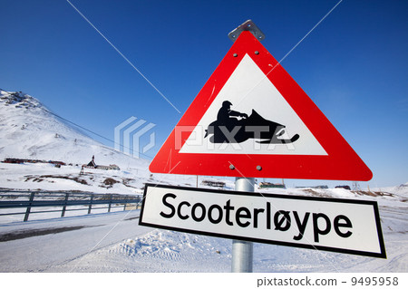 Snowmobile Trail 9495958