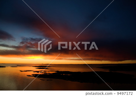 Dramatic Sunset on Ocean Dramatic Sunset on Ocean 9497172