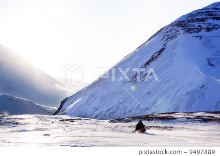 Polar Expedition 9497889