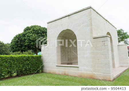 White building 9504413