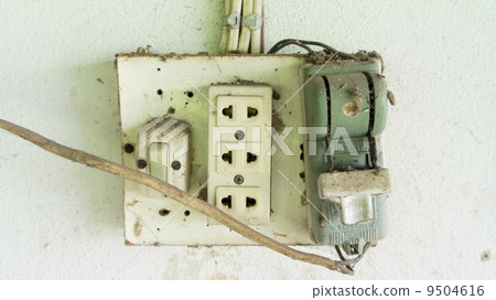 Electric switch Electric switch 9504616
