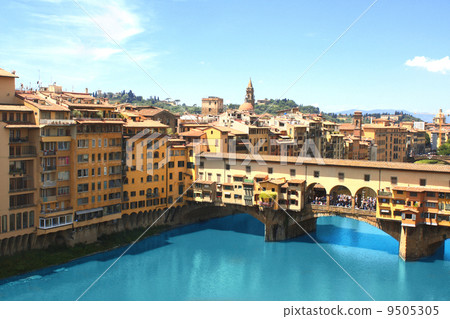 View of Ponte Vecchio, Florence View of Ponte Vecchio, Florence 9505305