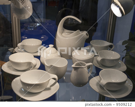 Porcelain tea set Porcelain tea set 9509212