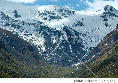 Summer Alps mountain Summer Alps mountain 9509524