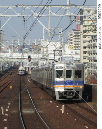 南開火車6100系列 9509999