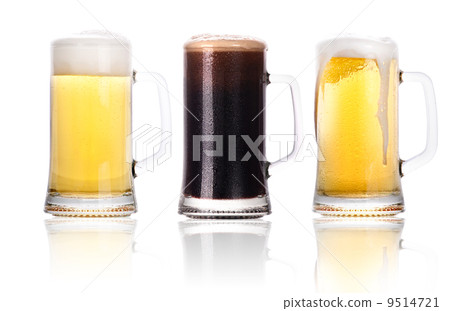 Frosty fresh beer set with foam isolated Frosty fresh beer set with foam isolated 9514721