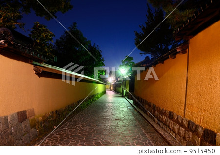 Evening view of the ruins of Nagamachi samurai residence [side] 9515450