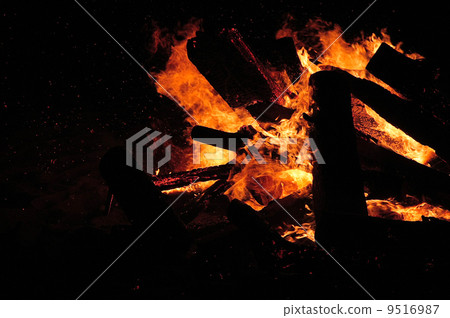 篝火篝火 9516987
