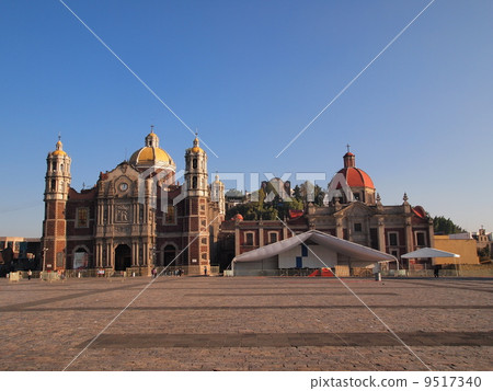 Mexico City Guadalupe Temple's Old Shrine and Tepeyak Hill Mexico City Guadalupe Temple's Old Shrine and Tepeyak Hill 9517340